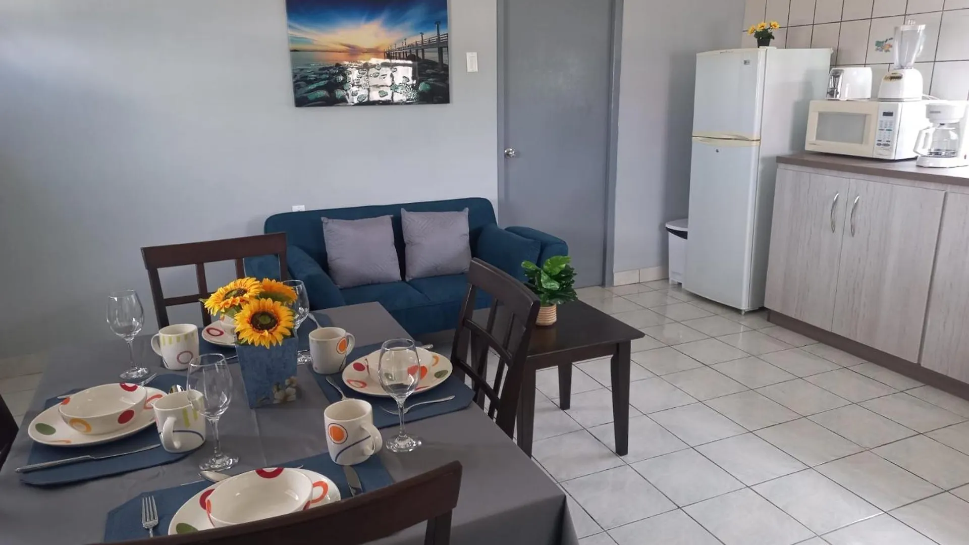 Grateful Corner Apartment Curacao Willemstad